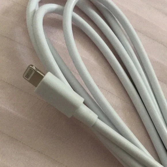 USB cable - Picture 3 of 3